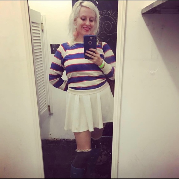 Meet your Posher, Leah - Picture 7 of 8